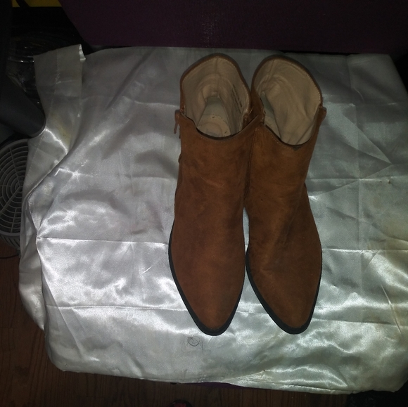 Boots - Picture 2 of 2